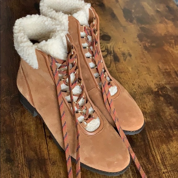 crown & ivy Shoes - New Ankle boots! 🥾